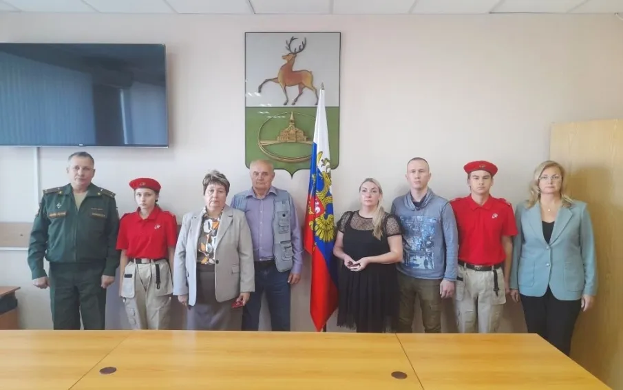 В администрации вручили высокие награды участникам специальной военной операции, погибшим при исполнении воинского и служебного долга